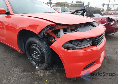 2017 Dodge Charger Sxt Rwd z USA, uszkodzony, nr VIN 2C3CDXHG5HH575850